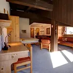 Chesa Munteratsch 2-zimmerwohnung 404 Typ E * Silvaplana