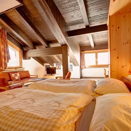 Chesa Munteratsch 2-zimmerwohnung 404 Typ E *